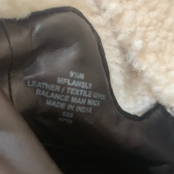 NWT Marc Fisher Brown Suede Lace-Up Boots size 9.5