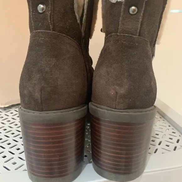 NWT Marc Fisher Brown Suede Lace-Up Boots size 9.5