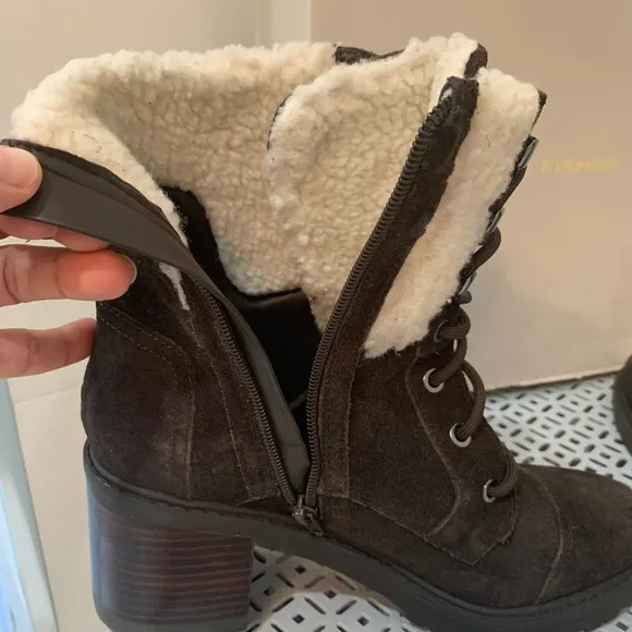 NWT Marc Fisher Brown Suede Lace-Up Boots size 9.5
