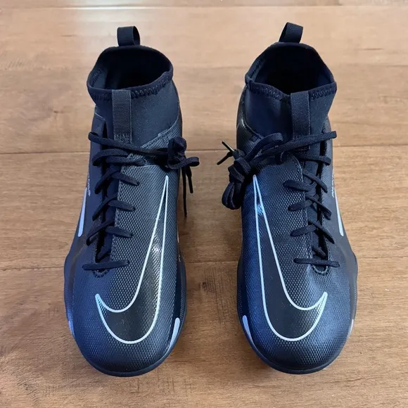 NWT Nike Phantom GT2 Club Dynamic Fit FG Soccer Cleats / Shoes in Black / Silver