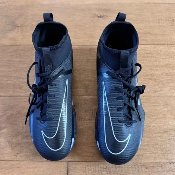 NWT Nike Phantom GT2 Club Dynamic Fit FG Soccer Cleats / Shoes in Black / Silver