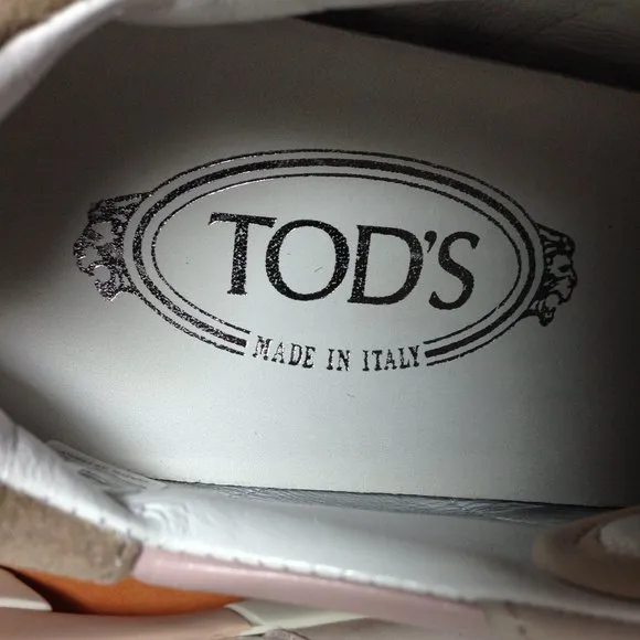 NWT Tod's white/ pink leather fashion sneaker