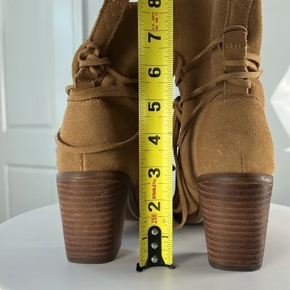 NWT TOMS Mila Leather Suede Tan Heeled Boots Size 6