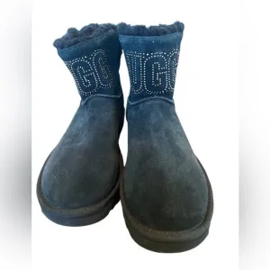 NWT UGGs Black Leather Suede Boots Woman Shoes