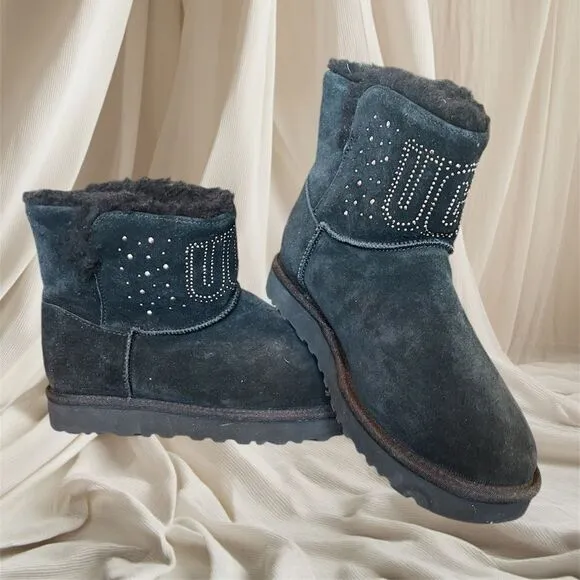 NWT UGGs Black Leather Suede Boots Woman Shoes