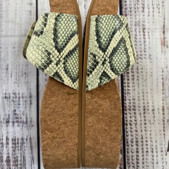 NWT Veronica Beard Womens SlideSandals Dixie Green Beige Snake Print