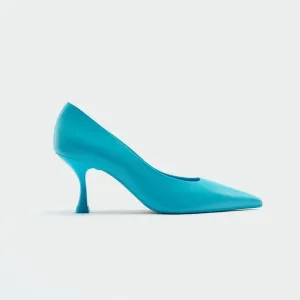 NWT. Zara Blue Leather Heeled Court Shoes. Size 8.