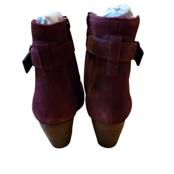 NWT/NWOB Diba Sleek Suede Leather Ankle Boot Size 8.5
