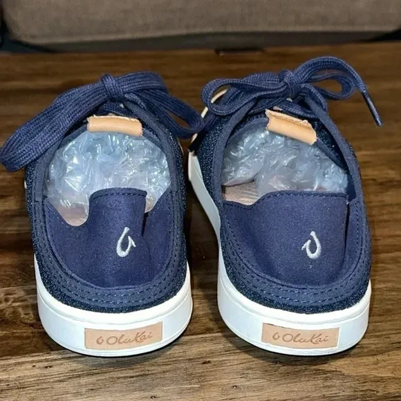 OLUKAI Pehuea LiWomen's Lightweight Blue Slip On Sneakers Shoes Size 9.5 EUC