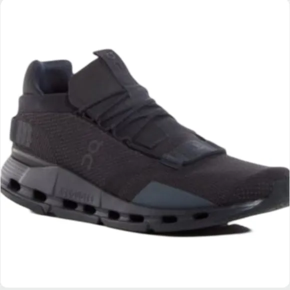 On Cloud Cloudnova Black Running Shoes Men's Size 12
