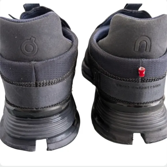 On Cloud Cloudnova Black Running Shoes Men's Size 12