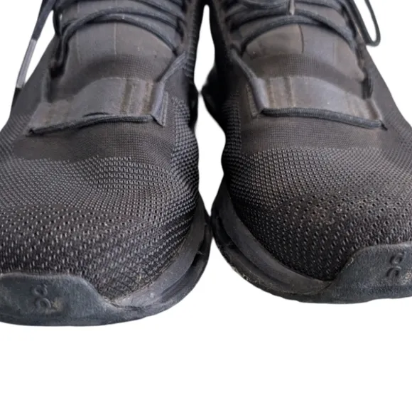 On Cloud Cloudnova Black Running Shoes Men's Size 12