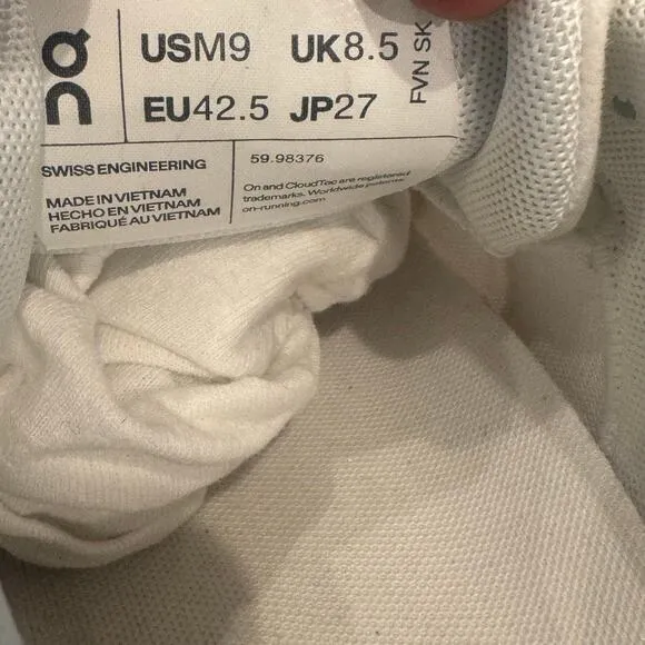 On Running Cloud 5 59.98376 Trainers Shoes Sneakers Undyed White Size M9