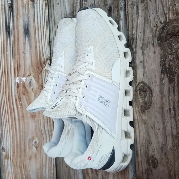 On Running Cream Athletic Shoes Lightweight Performance