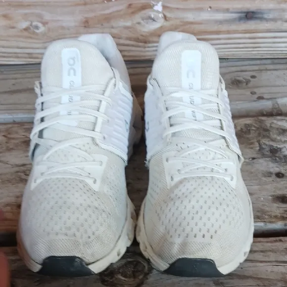 On Running Cream Athletic Shoes Lightweight Performance