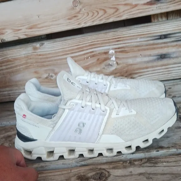 On Running Cream Athletic Shoes Lightweight Performance