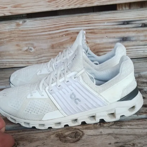 On Running Cream Athletic Shoes Lightweight Performance