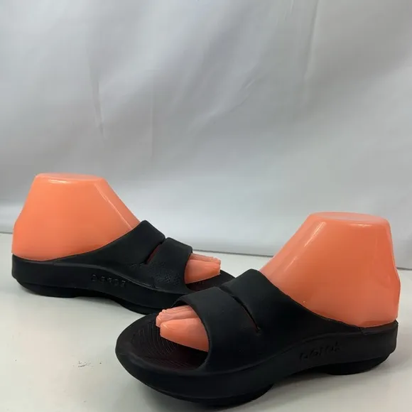 OOFOS OOaah Unisex Street Style Plain Shower Shoes