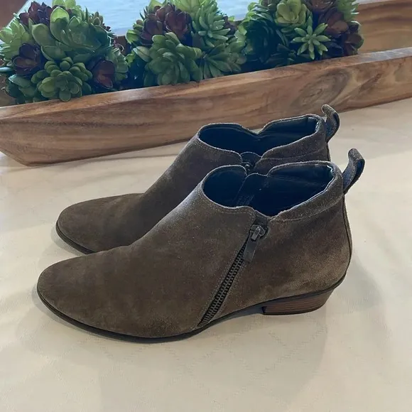Paul Green Jillian Ankle Bootie suede boots UK women’s 6.5 US women’s size 9 EUC