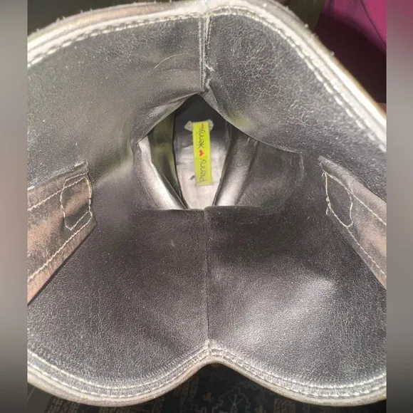 Penny Loves Kenny Pewter Metallic Leather Cowboy Boots Size 6