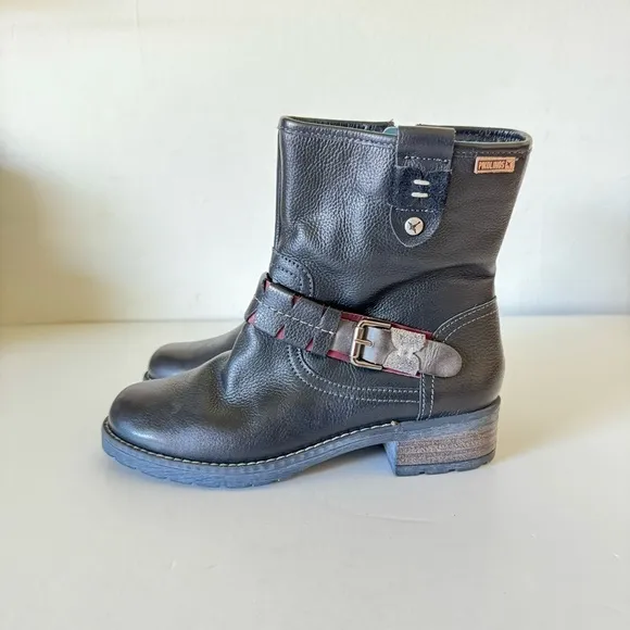 Pikolinos Black Leather Buckle Boots Size 37