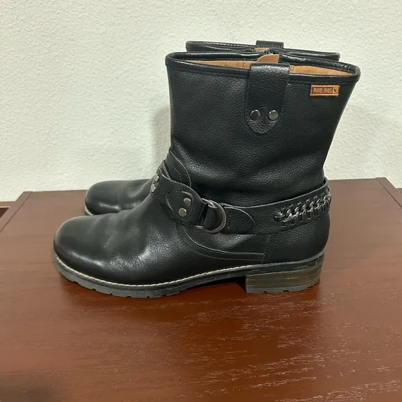 Pikolinos Black Leather Moto Ankle Boots Size 42