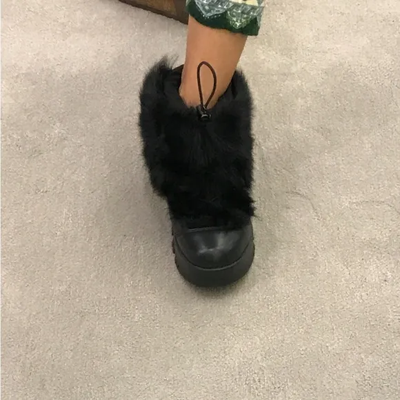 Prada winter boots with faux fur