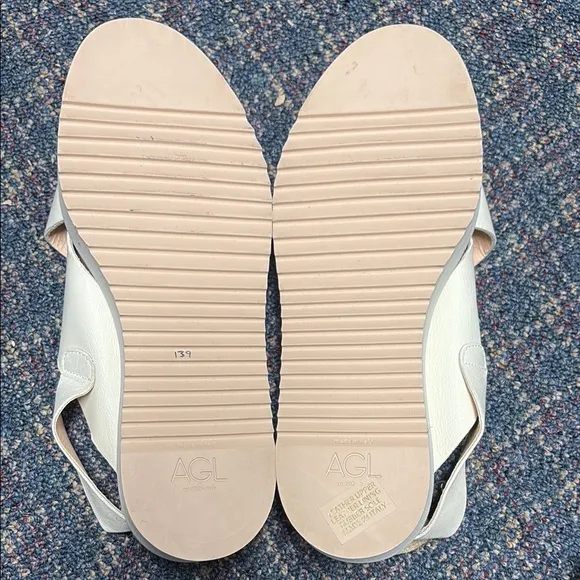 Preloved Agl Cream Sandals with Cross-Strap Design size 38