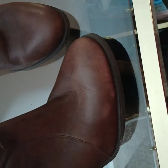 Ralph Lauren brown leather heeled boots size 7.5