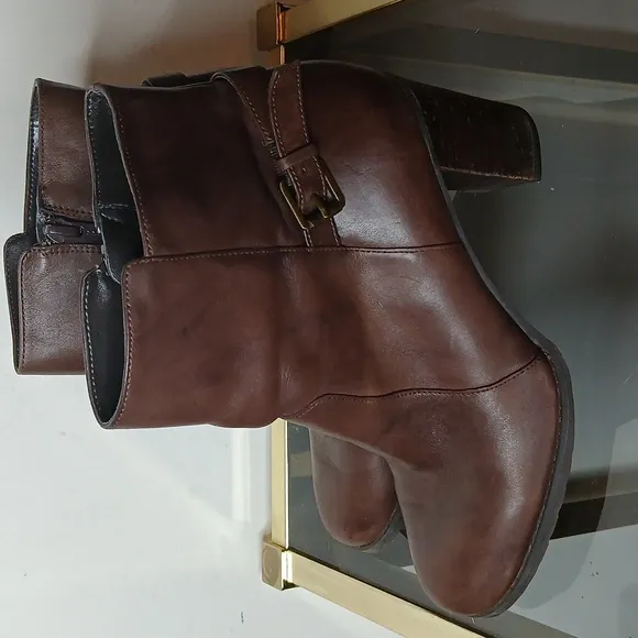 Ralph Lauren brown leather heeled boots size 7.5