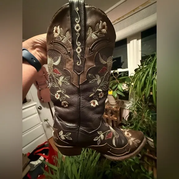 Ranchers Boot Co Women's Sz 8 Embroidered Leather Cowboy Boots Straight From TX!