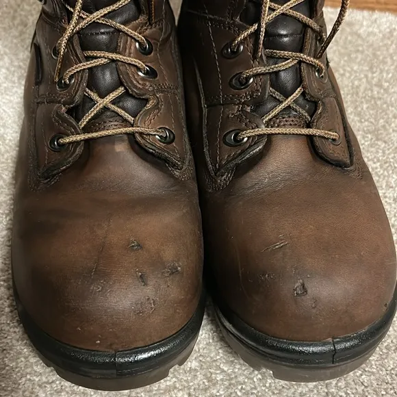 RED WING 8” Waterproof, Insulated, Safety Toe Boot, King Toe, Size 8.5