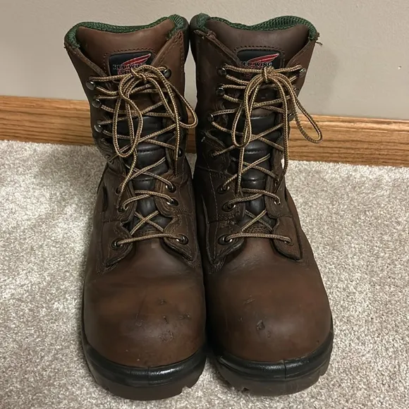 RED WING 8” Waterproof, Insulated, Safety Toe Boot, King Toe, Size 8.5