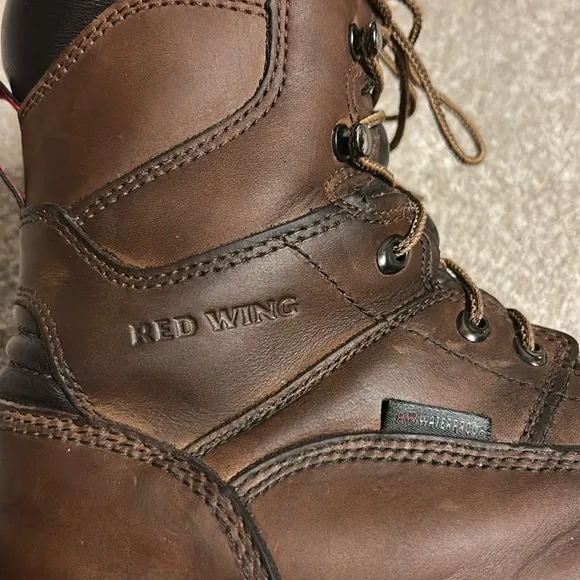 RED WING 8” Waterproof, Insulated, Safety Toe Boot, King Toe, Size 8.5