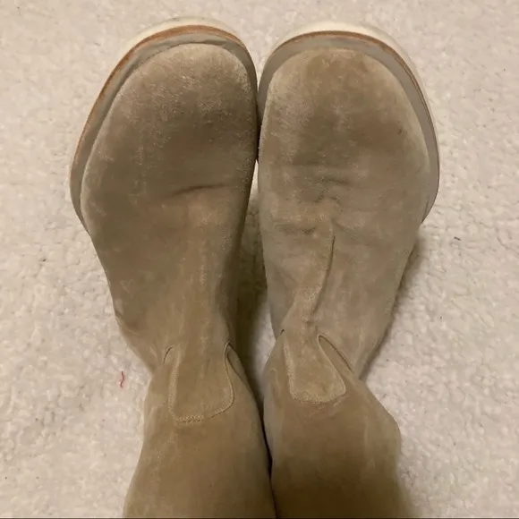 Robert Clergerie tan suede boots