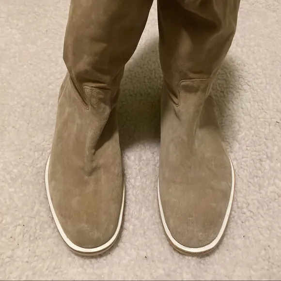 Robert Clergerie tan suede boots