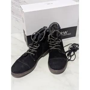 Robert Wayne Men's Black Solid Suede Side Zip Lace Front Ankle Boots Size 10.5