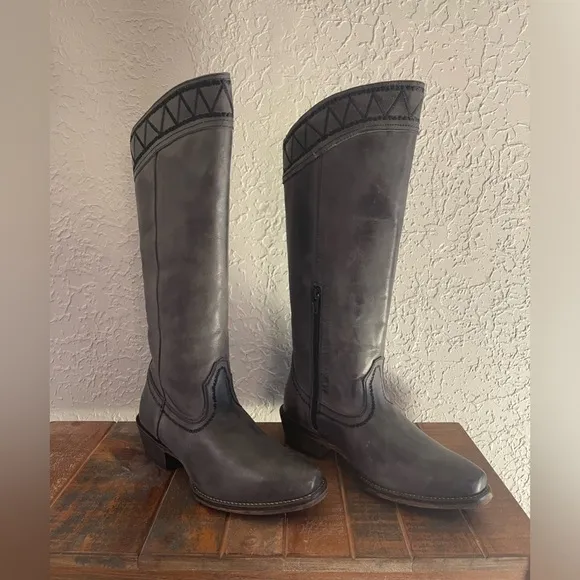 Roper Gray Leather Riding Boots With Embroidered Top Size 6