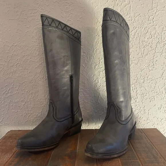 Roper Gray Leather Riding Boots With Embroidered Top Size 6