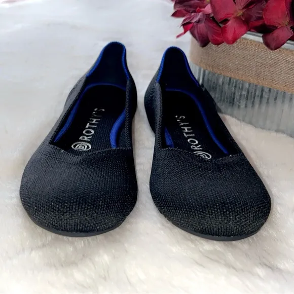 ROTHY’S Round Toe “The Flat” in Black