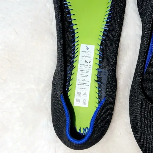 ROTHY’S Round Toe “The Flat” in Black