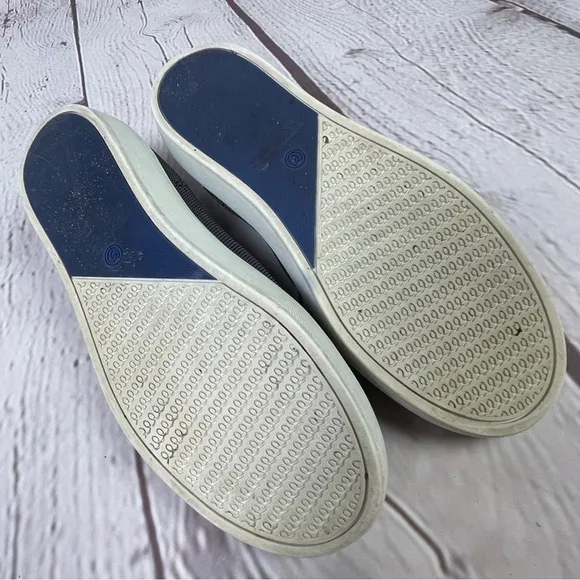 ROTHY'S steel grey original slip-on loafer sneakers, size 7