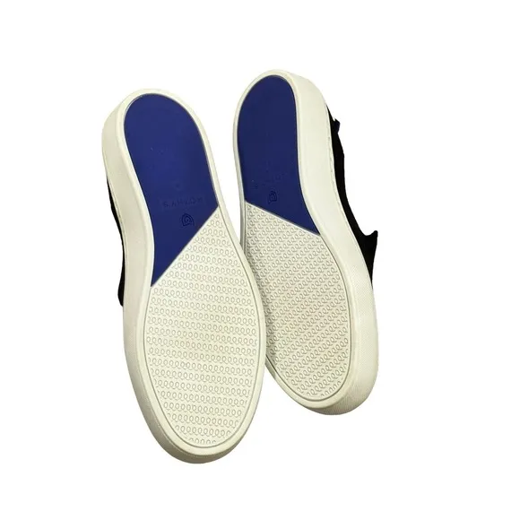Rothy's The Original Slip On Sneaker Lightweight Black Size W8 NWOB