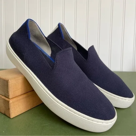 Rothy’s THE ORIGINAL SNEAKER in Navy Blue
