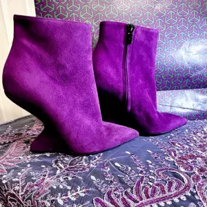Salvatore Ferragamo Bolgheri Violet Suede Cut-Out Retro Wedge Bootie
