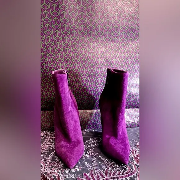 Salvatore Ferragamo Bolgheri Violet Suede Cut-Out Retro Wedge Bootie