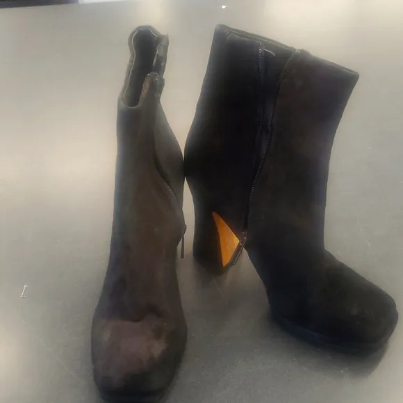 Sam Edelman Jaye Ankle Bootie Suede Black size 6 M EU 36