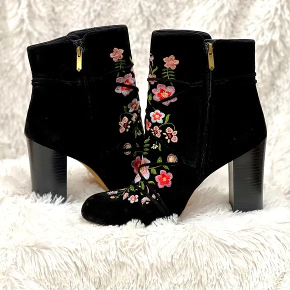 Sam Edelman Winnie Floral Embroidered Suede Black Boots Women’s Size 10