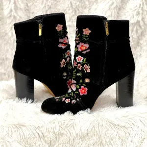 Sam Edelman Winnie Floral Embroidered Suede Black Boots Women’s Size 10