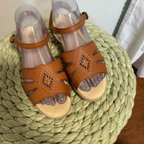 SAS Aztex Brown Leather Huarache Ankle Strap Flat Comfort Sandals WIDE